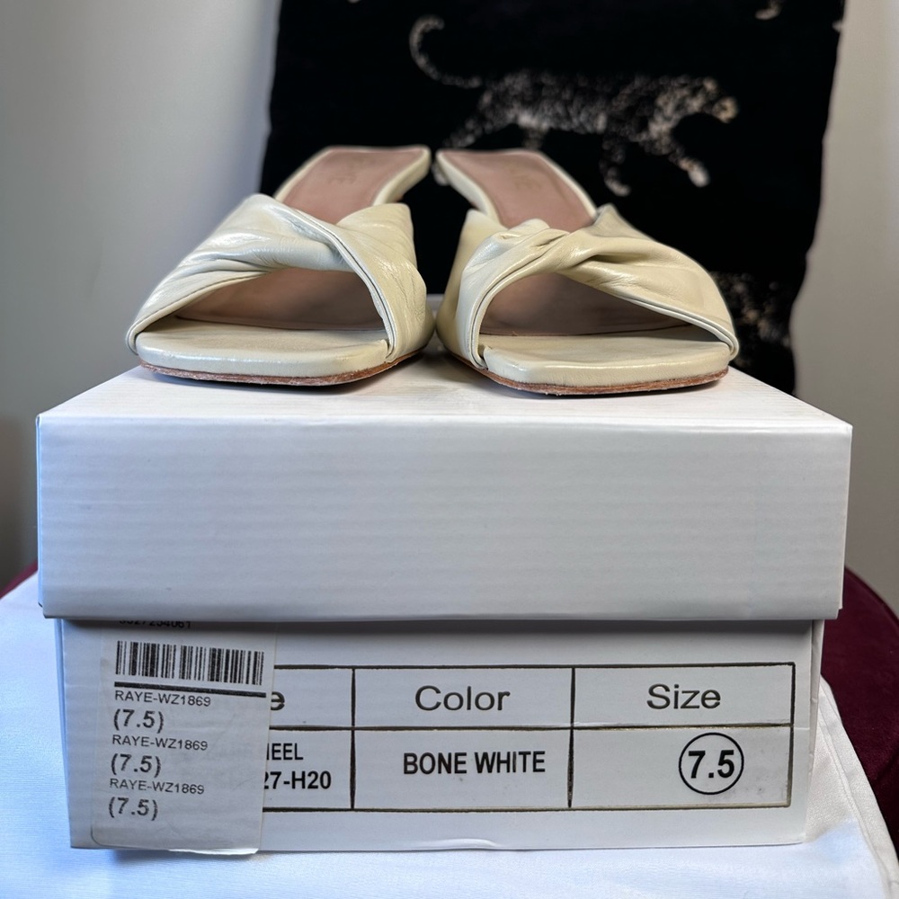 RAYE Dane Heel in Bone White cream leather kitten heel open toe slipper mule - Picture 3 of 9